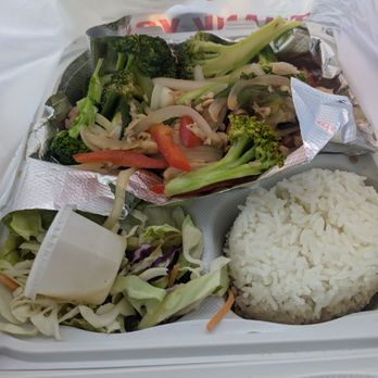 Pikul Thai Bistro - Thai Near Me - Fairfield, California Pikul Thai Bistro - Thai Near Me - Fairfield, California