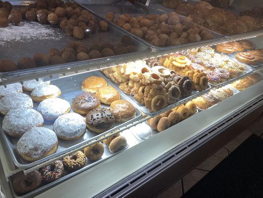 Donut King by null