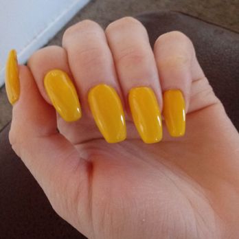 Big Bear Nails - Yellow Nails - Nail Salons Near Me - Big Bear Lake, California