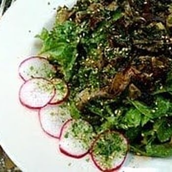 Cafe Flora - Avocado + Spring Greens Salad (like an avocado roll made into a delicious plate of salad. So much flavor, party in my mouth! - Vegetarian Near Me - Seattle, Washington