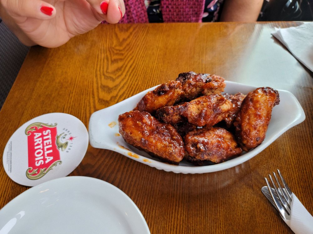 BREAKERS PUB Updated September 2024 72 Photos & 39 Reviews 117