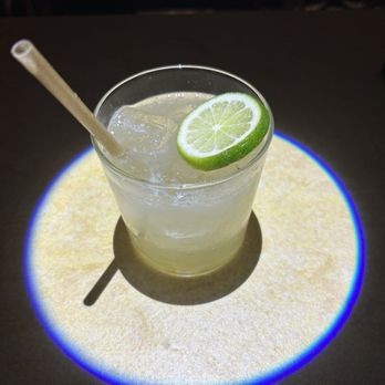 Right Hand - Cocktail Bars Near Me - Miami, Florida Right Hand - Cocktail Bars Near Me - Miami, Florida