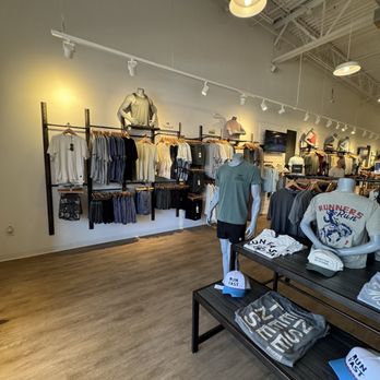 Fleet Feet - Sports Wear Near Me - Hendersonville, Tennessee Fleet Feet - Sports Wear Near Me - Hendersonville, Tennessee
