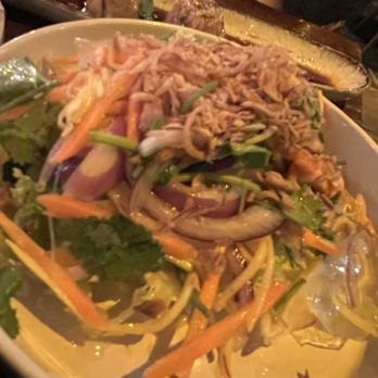 Obao - Chicken VIETNAMESE SALAD (GF).salad - Vietnamese Near Me - New York, New York Obao - Chicken VIETNAMESE SALAD (GF).salad - Vietnamese Near Me - New York, New York