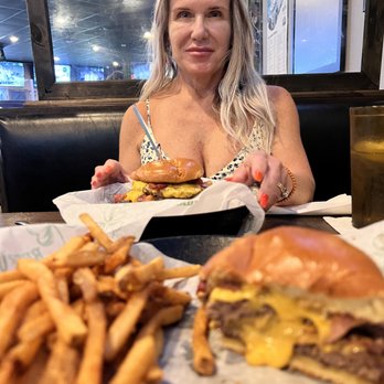 Beef 'O' Brady's - American Near Me - New Port Richey, Florida Beef 'O' Brady's - American Near Me - New Port Richey, Florida