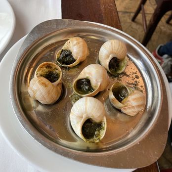 Au Pied de Cochon - Escargots - Seafood Near Me - Paris, 75 Au Pied de Cochon - Escargots - Seafood Near Me - Paris, 75
