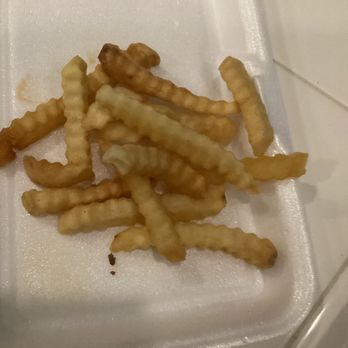 Smashed Out - This is what they consider a side of fries for a $15 burger...and that's before the tip. - Burgers Near Me - Anaheim, California