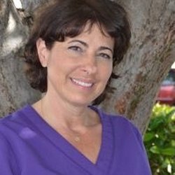 Zuluaga Ana L DMD - Dr Ana Zuluaga