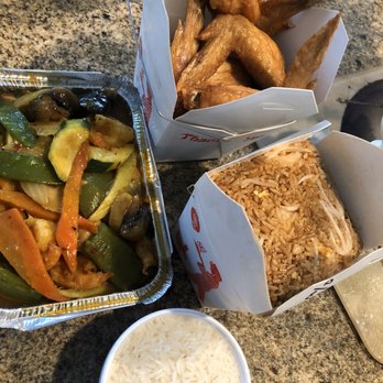 Chang's House - Shrimp curry with white rice, fried chicken wings, and shrimp fried rice - Chinese Near Me - Memphis, Tennessee