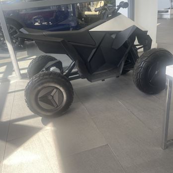 Tesla - Dublin Sales - EV bike - Car Dealers Near Me - Dublin, California