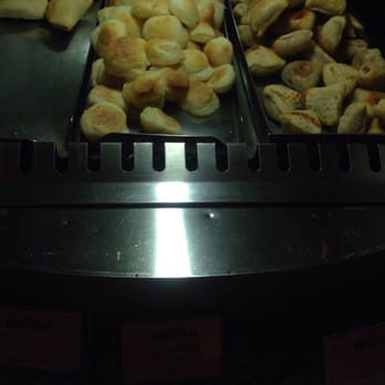 Sala Vip Smiles T2 - Pão de queijo maravilhoso - Lounges Near Me - Rio de Janeiro, RJ Sala Vip Smiles T2 - Pão de queijo maravilhoso - Lounges Near Me - Rio de Janeiro, RJ