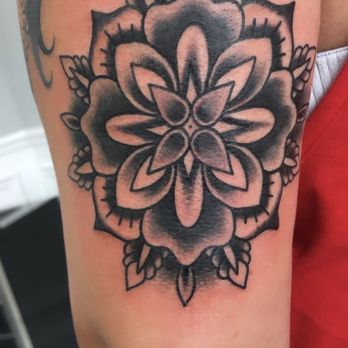 UpRise Tattoos - Tattoo Near Me - Warrenville, Illinois