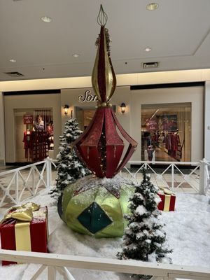 EASTVIEW MALL - Updated January 2026 - 156 Photos & 87 Reviews - 7979