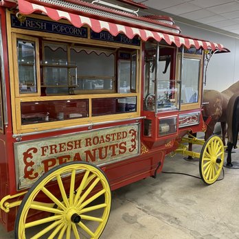 Hoods - Peanuts Popcorn... Plastic full-size horses? - Hardware Stores Near Me - St. Peters, Missouri Hoods - Peanuts Popcorn... Plastic full-size horses? - Hardware Stores Near Me - St. Peters, Missouri