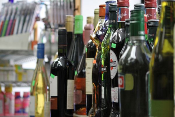 Town Country Market - Sake, Fruits, Beer, Pharmacy, Bakery, Wine, Alcohol, Spirits by null