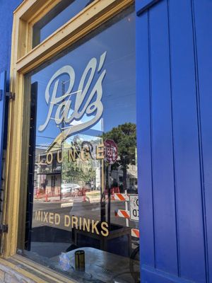 Pal's Lounge by null