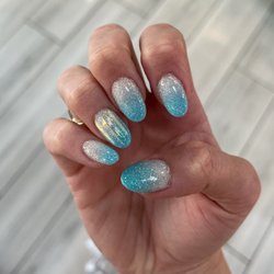 D I Nail Lounge