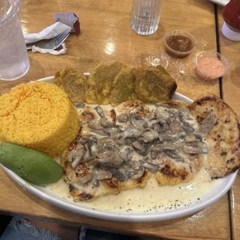 Noches De Colombia - Salmon a La Plancha Pechuga a La Colombiana - Spanish Near Me - Newburgh, New York Noches De Colombia - Salmon a La Plancha Pechuga a La Colombiana - Spanish Near Me - Newburgh, New York