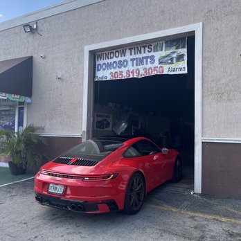 Donoso Tints - Moonroof tinted work done - Car Stereo Installation Near Me - Hialeah, Florida Donoso Tints - Moonroof tinted work done - Car Stereo Installation Near Me - Hialeah, Florida