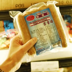 Layonna's - fake meat yeah