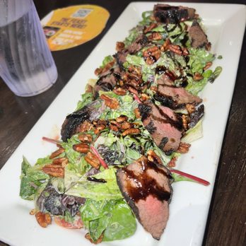 Dave & Buster's Orange - Grilled Steak Salad - American Near Me - Orange, California
