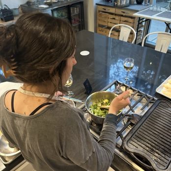 Hudson Table - Philadelphia - Cooking Schools Near Me - Philadelphia, Pennsylvania Hudson Table - Philadelphia - Cooking Schools Near Me - Philadelphia, Pennsylvania