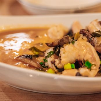 Freight House - shrimp and grits - American Near Me - Paducah, Kentucky Freight House - shrimp and grits - American Near Me - Paducah, Kentucky