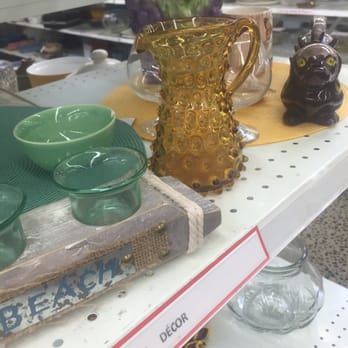 Savers - Home decor - Thrift Stores Near Me - Newington, Connecticut Savers - Home decor - Thrift Stores Near Me - Newington, Connecticut