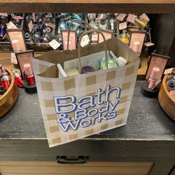 Bath & Body Works - Took advantage last night of a last minute sale... thank goodness for online ordering and in store pickup...