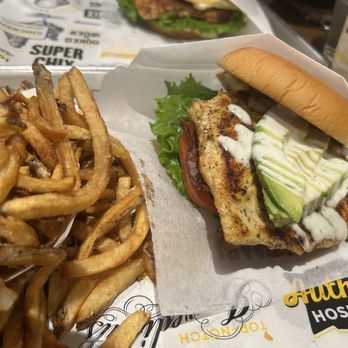 Super Chix - Bacavo Ranch - Chicken Shop Near Me - Rockaway, New Jersey