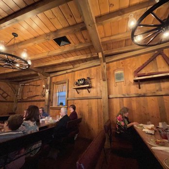 HOMETOWN KITCHEN FAMILY RESTAURANT - Updated August 2024 - 30 Photos ...