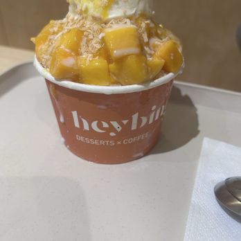 Heybings Desserts & Coffee - Mango Paradise Bingsoo - Desserts Near Me - Irvine, California Heybings Desserts & Coffee - Mango Paradise Bingsoo - Desserts Near Me - Irvine, California