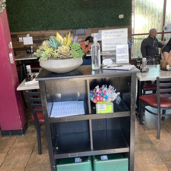 Hoai Hue Restaurant - Vietnamese Near Me - San Diego, California Hoai Hue Restaurant - Vietnamese Near Me - San Diego, California