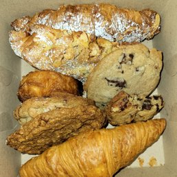 Almond Croissants Almond Croissants