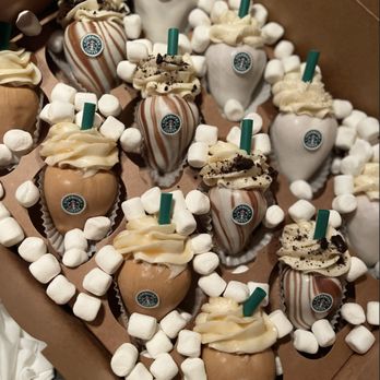 Chrissy Cakes - These are my personal pictures - Custom Cakes Near Me - Dewey, Arizona