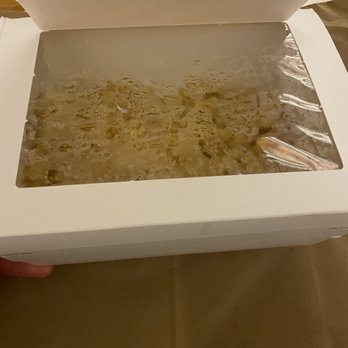 22 Bowen's - Truffle Mac and cheese in secure take out container - New American Near Me - Newport, Rhode Island 22 Bowen's - Truffle Mac and cheese in secure take out container - New American Near Me - Newport, Rhode Island