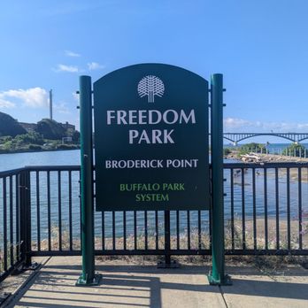 Peace Bridge - Landmarks & Historical Buildings Near Me - Buffalo, New York