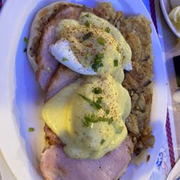 Classic breakfast is great. The parking for me, not so. Regulars are offered first even though I came earlier than them. Classic breakfast is great. The parking for me, not so. Regulars are offered first even though I came earlier than them.