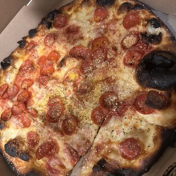 Jackleg Pizza Company - Pepperoni Thin crust - Pizza Near Me - Warrenton, Virginia Jackleg Pizza Company - Pepperoni Thin crust - Pizza Near Me - Warrenton, Virginia