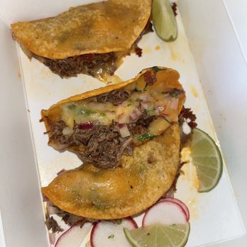 El Taco H - Birria Plate, 3 tacos - Tacos Near Me - Denton, Texas El Taco H - Birria Plate, 3 tacos - Tacos Near Me - Denton, Texas