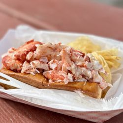 Bite Into Maine - The "Connecticut" lobster roll