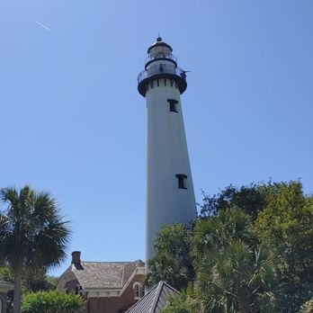 Saint Simons Island - Local Flavor Near Me - St Simons Island, Georgia