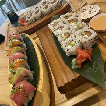 Summer Wood Cafe - Rainbow roll & JB roll. Spicy tuna roll (top). - Sushi Bars Near Me - Sunrise, Florida Summer Wood Cafe - Rainbow roll & JB roll. Spicy tuna roll (top). - Sushi Bars Near Me - Sunrise, Florida