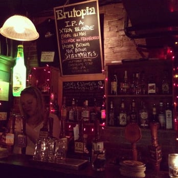 Brutopia - 2nd floor bar - Brewpubs Near Me - Montreal, Quebec Brutopia - 2nd floor bar - Brewpubs Near Me - Montreal, Quebec