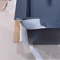 Broken safe with no manual or way of opening the safe. Broken safe with no manual or way of opening the safe.