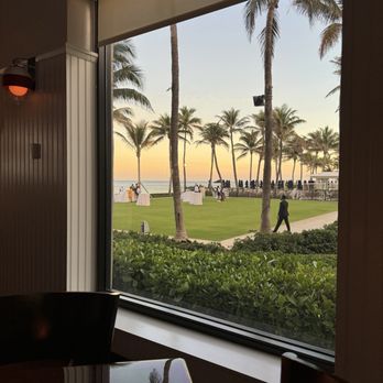 Seafood Bar at The Breakers - Ocean view - Seafood Near Me - Palm Beach, Florida