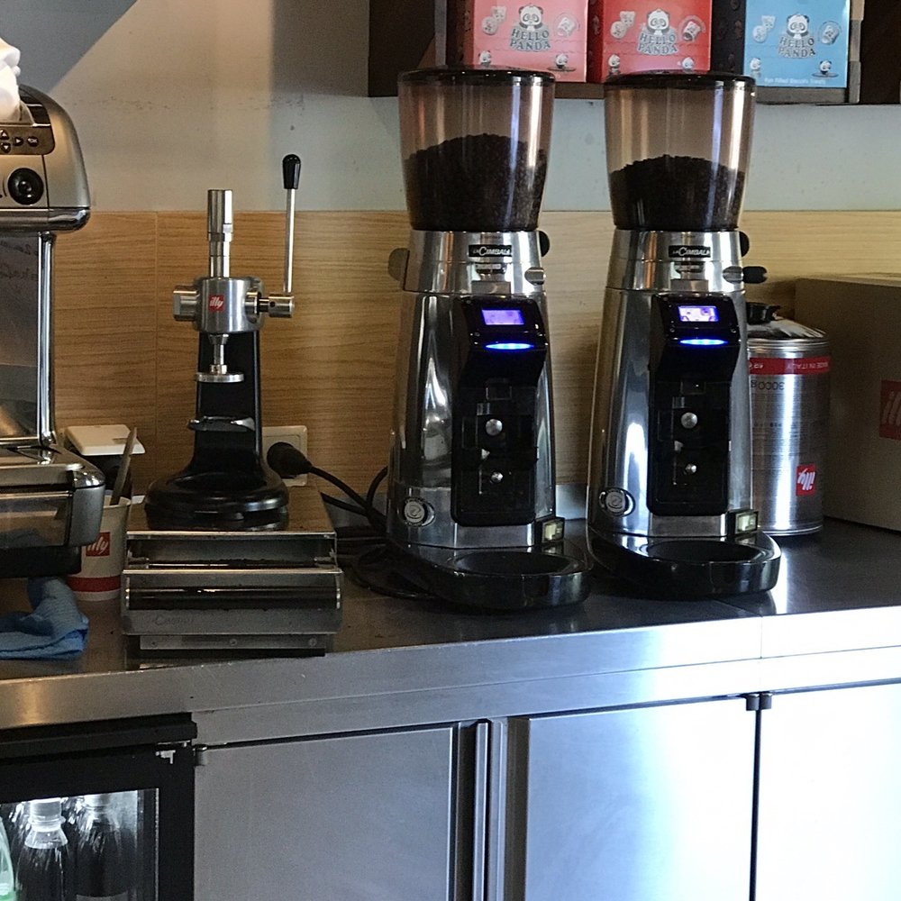 ZOO BERLIN - Illy coffee and German beer? #Zooheaven - Zoos Near Me - Berlin, BE ZOO BERLIN - Illy coffee and German beer? #Zooheaven - Zoos Near Me - Berlin, BE