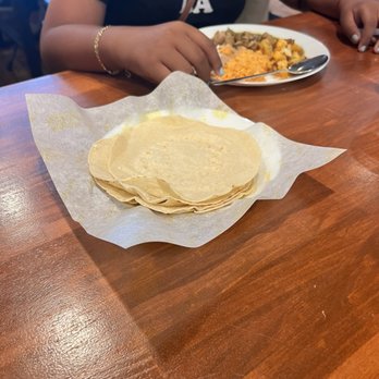 Cocina Azteca - Mexican Near Me - Ceres, California