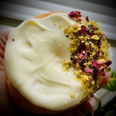 Fan Fan Doughnuts by null