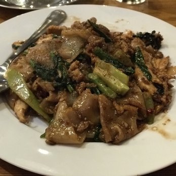 Thai by Day - Pad See Ew - Asian Fusion Near Me - Edmonds, Washington Thai by Day - Pad See Ew - Asian Fusion Near Me - Edmonds, Washington